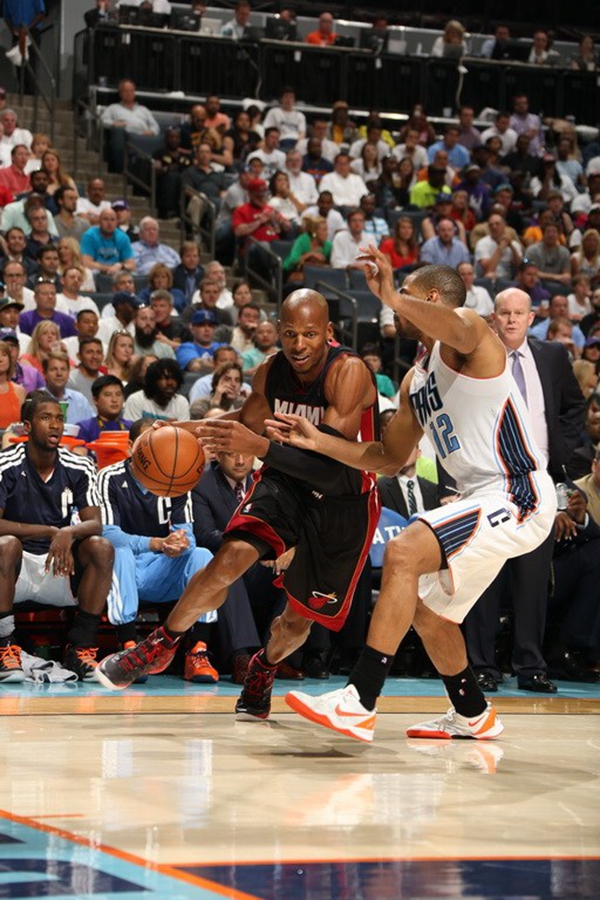 再现昔日辉 再现昔日辉