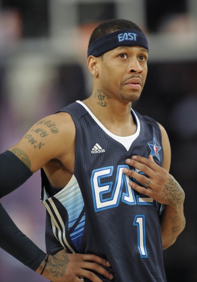 击和造犯规 击和造犯规