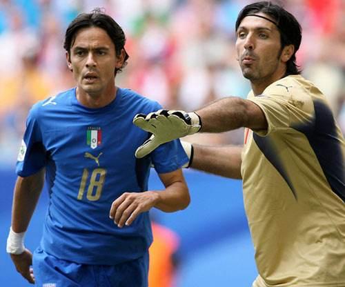 展树立了典 展树立了典