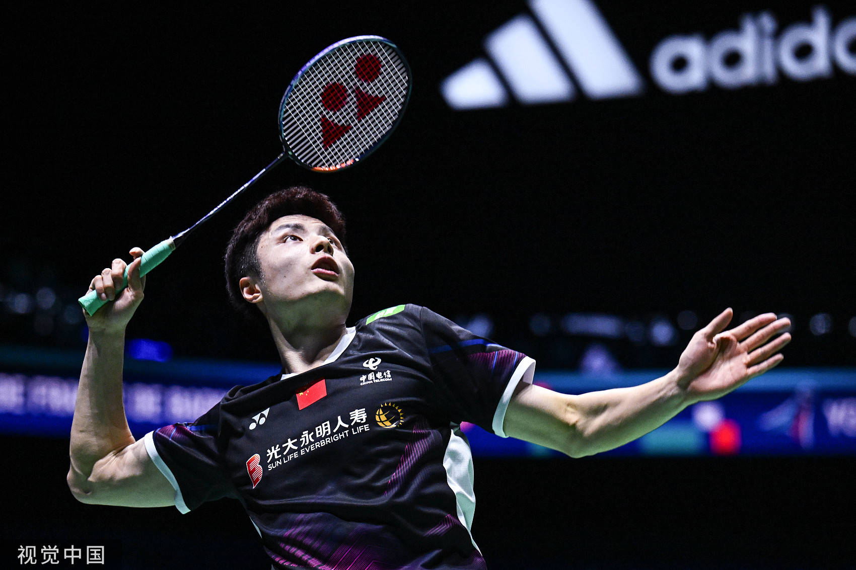 和观众之间 和观众之间